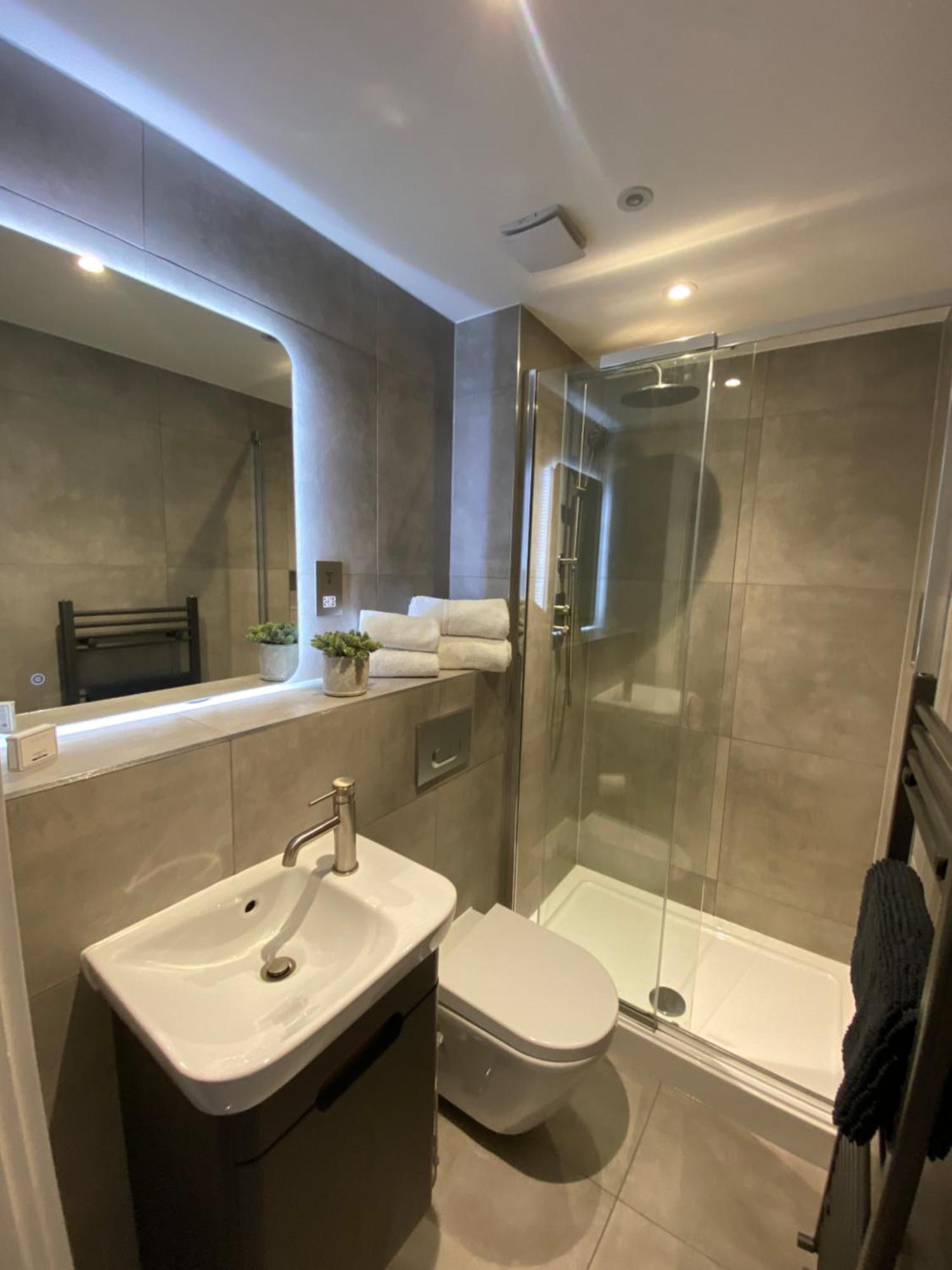 Luxury York Apartment, Free Parking & Free Gym Extérieur photo